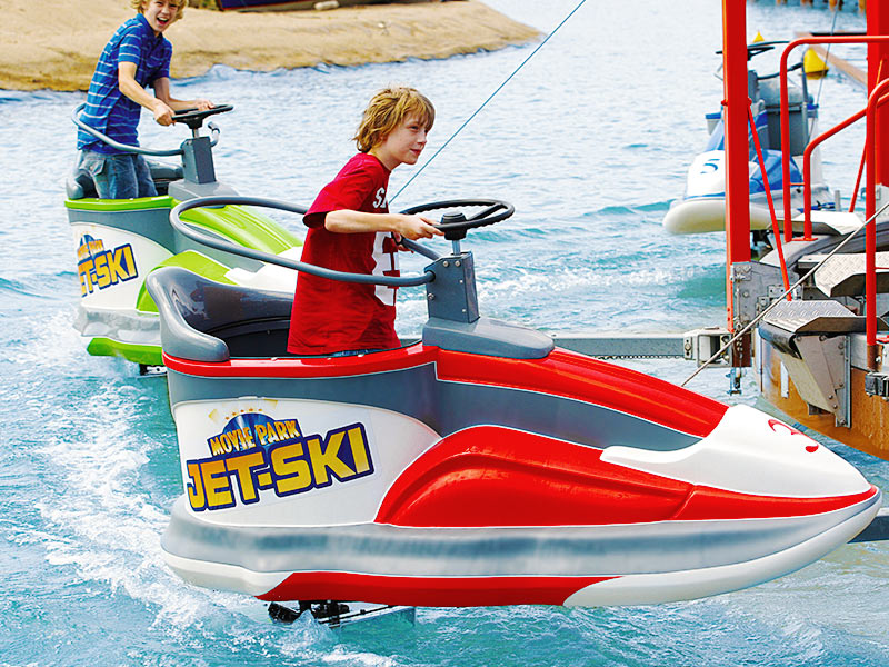 Das Jet Ski-Fahrgeschäft im Movie Park Germany