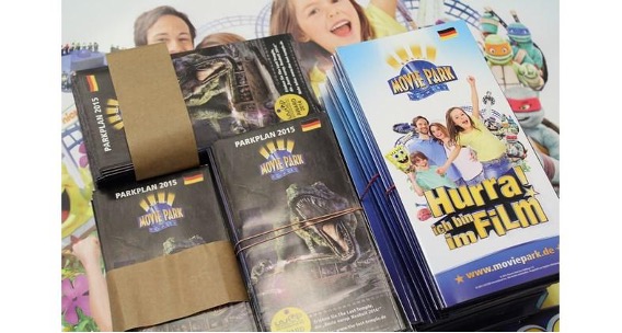 Gestalten bis die Rechner qualmen - Der Weg eines Movie Park Germany Flyers von der ersten Idee bis zur Verteilung an die Gäste