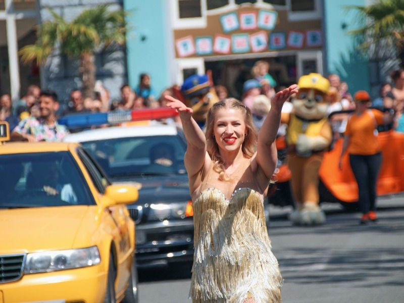 Hollywood on Parade