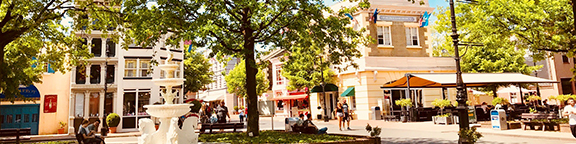 Kontaktinformationen für den Movie Park Besuch